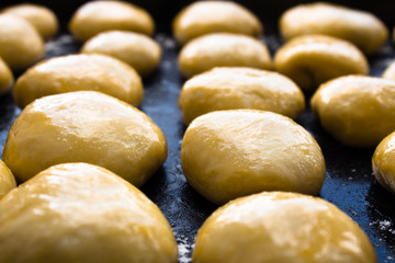 raw little buns before baking