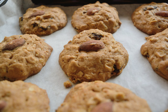 Oats cookies with almond on top