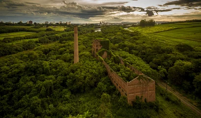 Fototapete Rund Verlassene Gebäude Ruins of a factory in the woods  © josefurlan_pissol
