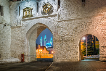 Кул-Шариф через арку Kul-Sharif through the arch