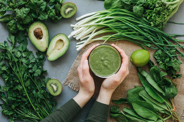 green food delicious soup smoothie