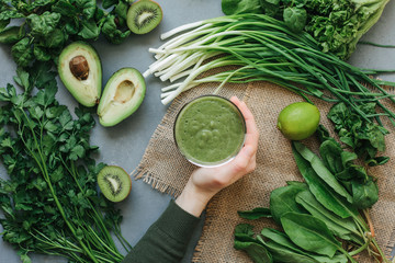 green food delicious soup smoothie