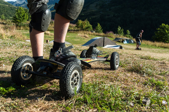 Mountain board