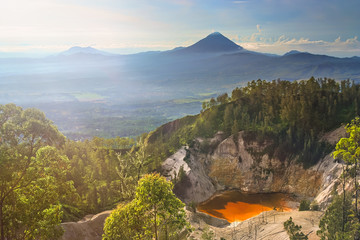 Wawo Muda volcano