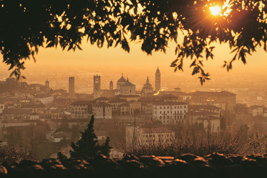 Sunrise in CittÃ  Alta, Bergamo, Bergamo province, Lombardy district, Italy, Europe.