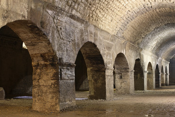 Fototapeta na wymiar Cryptoportique d'Arles / Arles / Site classé UNESCO