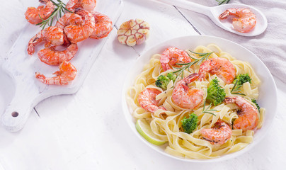 Pasta with shrimps.
