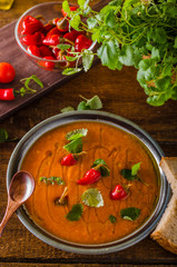 Delish tomato soup with bread and chilli