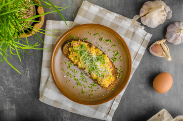 Scrambled eggs with cheese