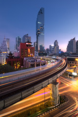 Fototapeta na wymiar Bangkok Cityscape view in Business district with high building at dusk (Bangkok, Thailand)