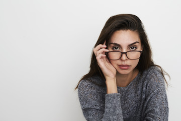 Fototapeta premium Brunette babe with glasses, portrait