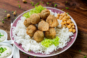 Hummus - Falafel - Produkte aus Kichererbsen