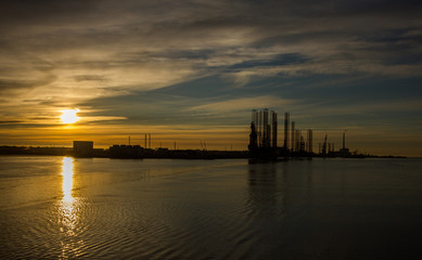 Obraz premium Esbjerh Harbour in Sunrise
