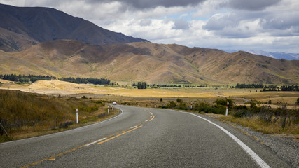 winding road New Zealand