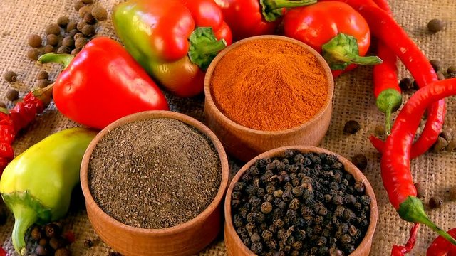 Ground pepper to meat dishes, marinades and sauces. A mixture of ground pepper