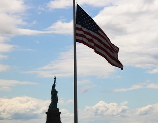 bandera USA estatua libertad