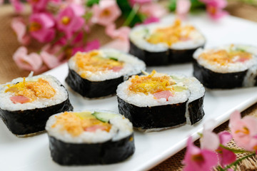 Laver rice sushi