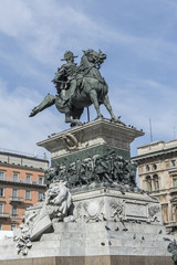 Obraz premium Denkmal für Vittore Emanuele II., beim Dom in Mailand, Italien