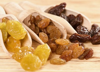 raisins on a wooden background