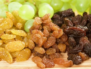 raisins on a wooden background