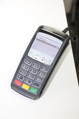 shop reader for payment with credit card