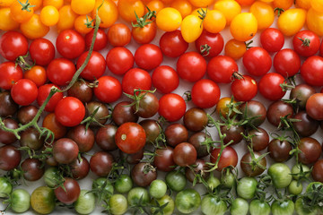 Raw and ripe fresh tomatoes
