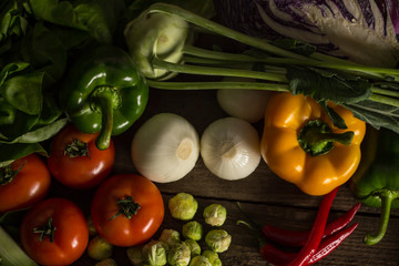 Composition with assorted raw organic vegetables