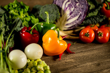 Composition with assorted raw organic vegetables