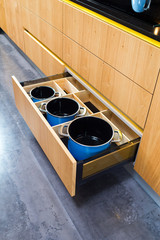 Furniture for storing dishes