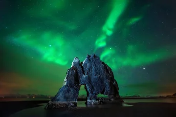 Fotobehang Hvitserkur aurora © swen_stroop