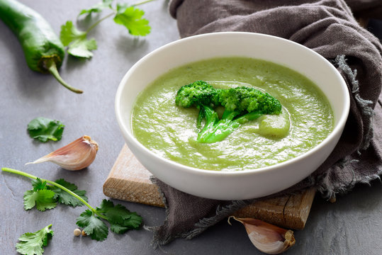 Broccoli soup in a bowl