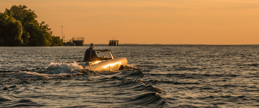 amphicar sunset