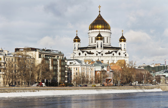 Cathedral of Christ the Saviour in Moscow in the winter
