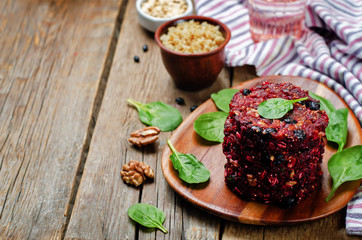 Black beans quinoa beet walnuts burgers with spinach