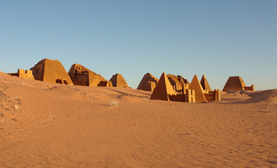 The Pyramids of Meroe of  the northern cemetery in Sudan
 - obrazy, fototapety, plakaty