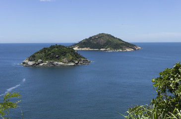 Ilhas no litoral carioca