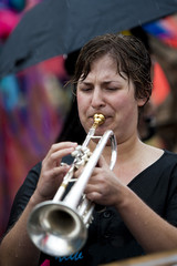 Obraz premium woman with a trombone