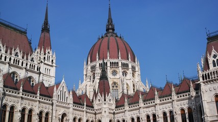 Obraz premium A close view of Parliament dome in Budapest