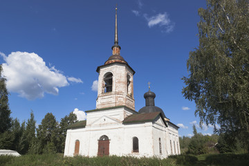 Fototapeta na wymiar Church of the Miracle of Michael the Archangel in Honeh in Veliky Ustyug, Vologda region, Russia