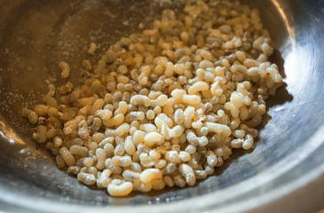 Red ant eggs is used to cook a variety of food such as egg yolk, red curry, sweet potatoes, diced red egg is a popular menu of northern Thai people