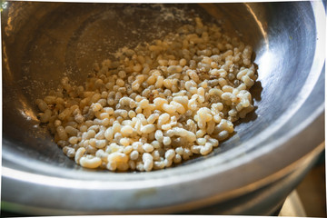 Egg ants, Red ant eggs is used to cook a variety of food such as egg yolk, red curry, sweet potatoes, diced red egg is a popular menu of northern Thai people