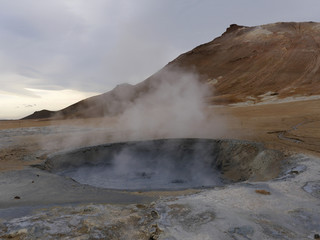 Schlammtopf am Námafjall und Hverarönd in Island