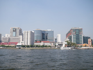 Fototapeta na wymiar Chao praya river at Bangkok