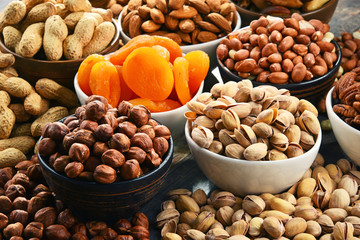 Composition with dried fruits and assorted nuts