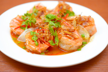 Deep Fried Shrimp with Tamarind Sauce on plate