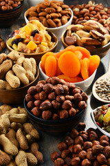 Composition with dried fruits and assorted nuts