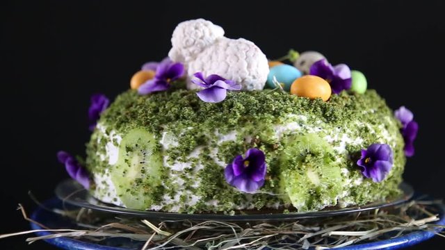 Easter cake with spinach 