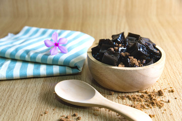 Grass Jelly on wooden table