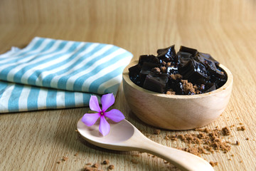 Grass Jelly on wooden table