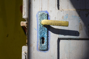 Alte T&uuml;re mit Rost